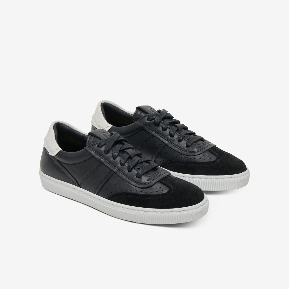 Greats - The Charlie - Black/White - Women's Shoe – GREATS